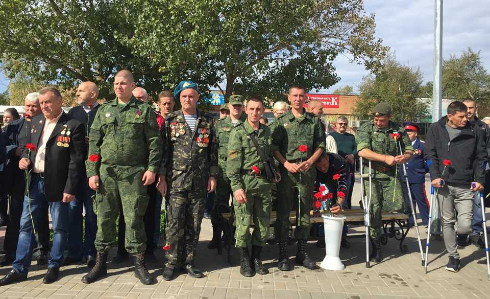 Своих не бросаем!