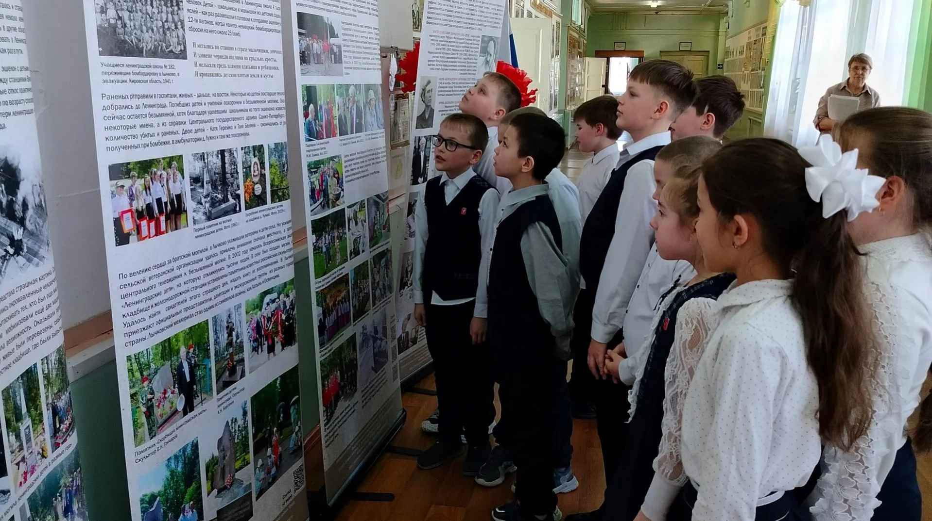 ПЕРЕДВИЖНАЯ ВЫСТАВКА «УРОКИ ПАТРИОТИЗМА».